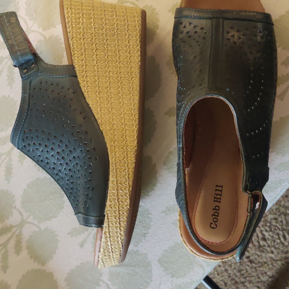 Cobb Hill by Rockport, Never worn, wedge teal sandals.